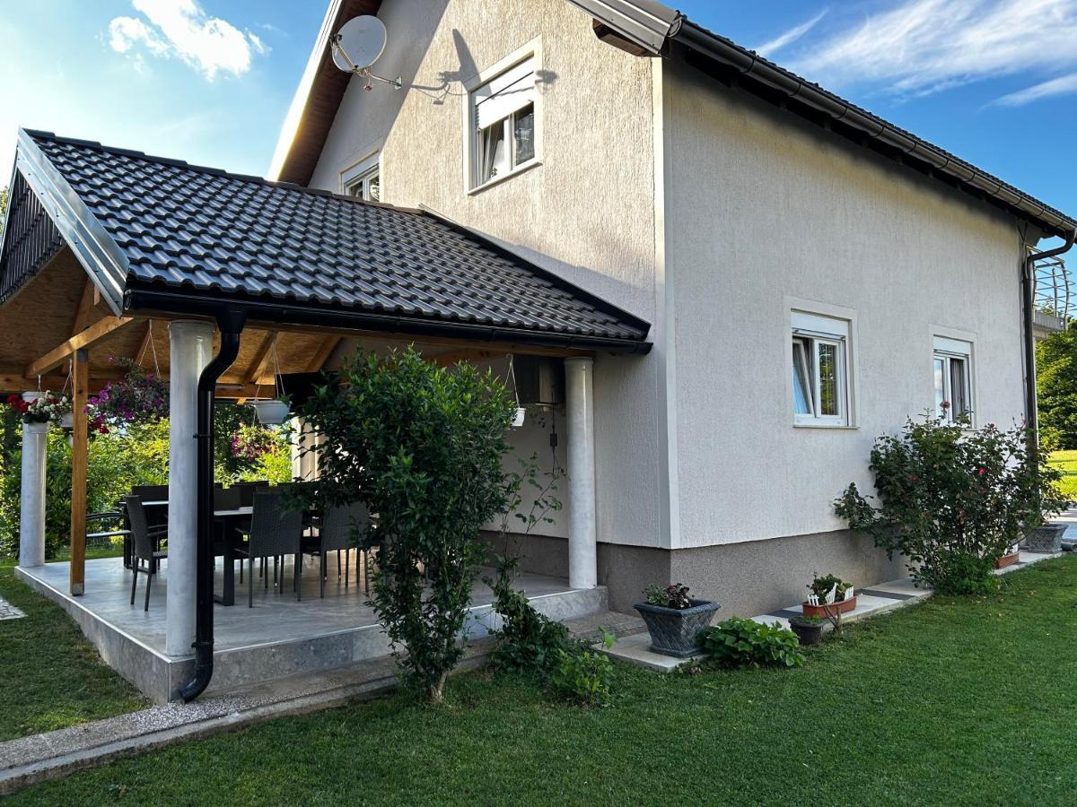 Готель House Mirjana Смолянаць Екстер'єр фото